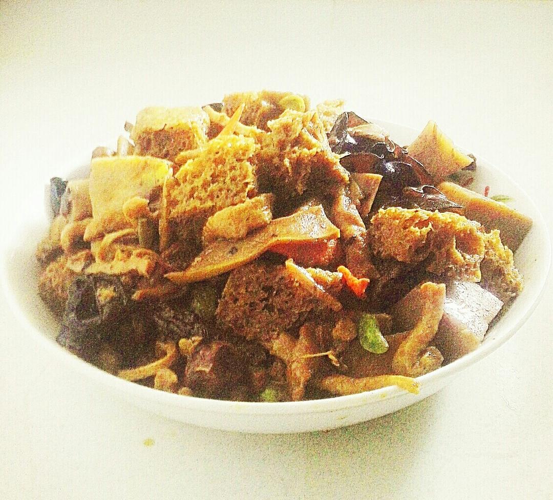 抠出最后存货来大杂素合炒记抗疫封控的日子