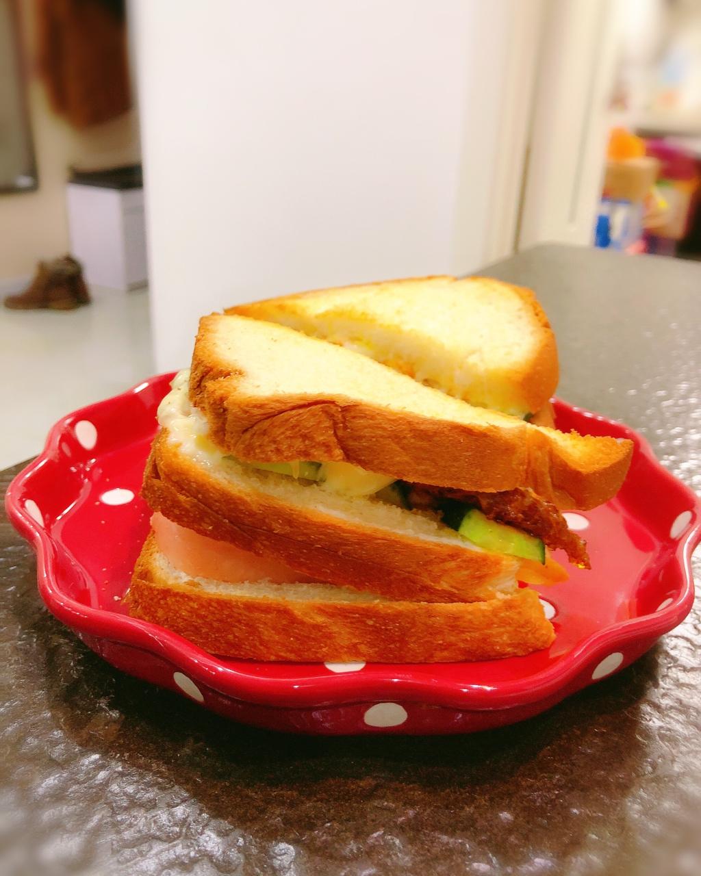 火腿芝士蛋三文治