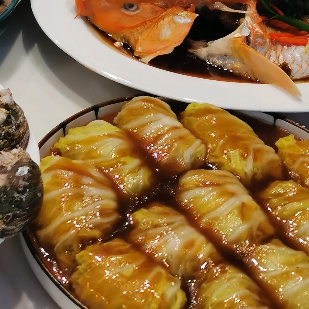 过年餐桌上必备的一道菜，翡翠白玉卷