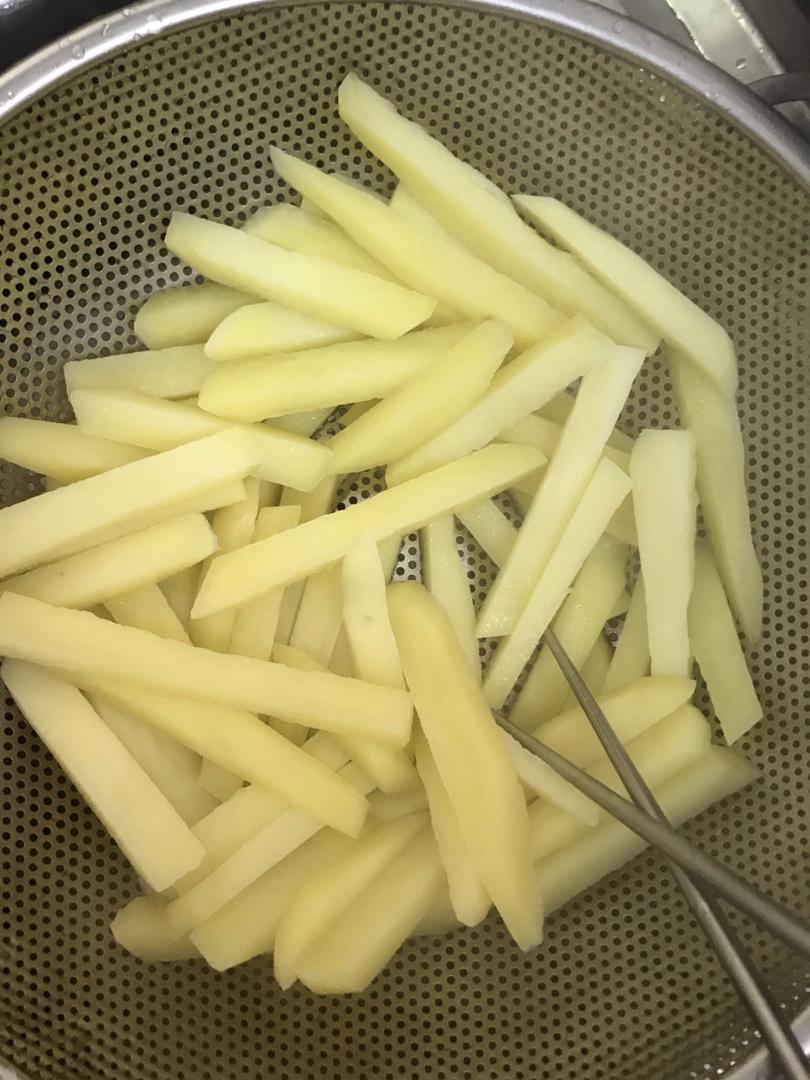 巧炸薯条