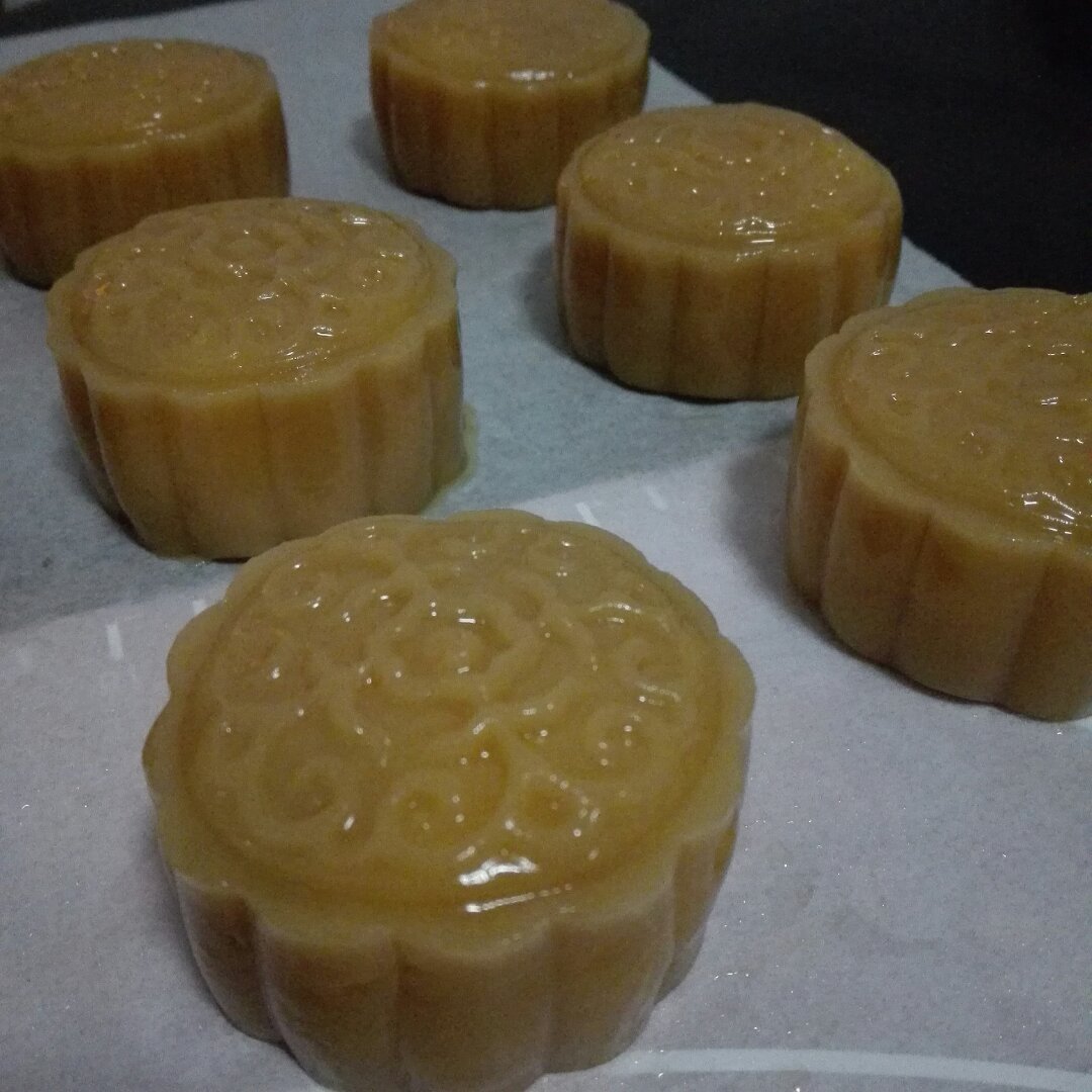 金沙奶黄月饼