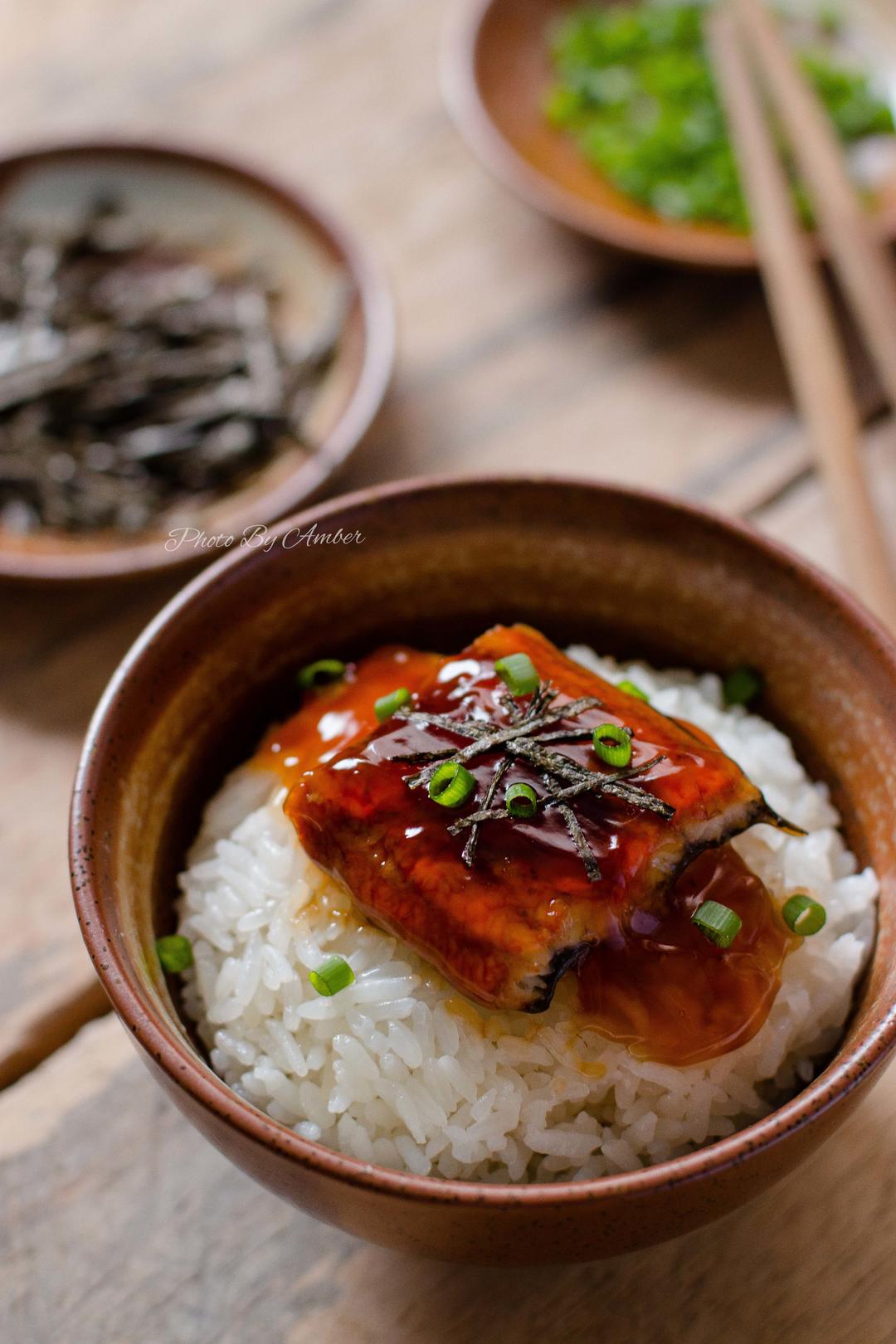 蒲烧鳗鱼饭