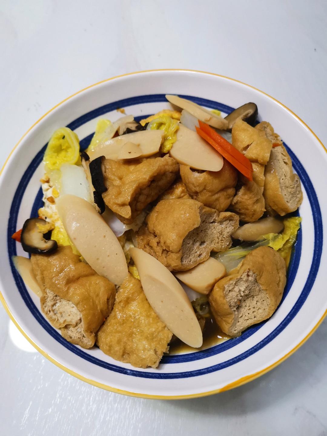 鲜菇豆腐煲