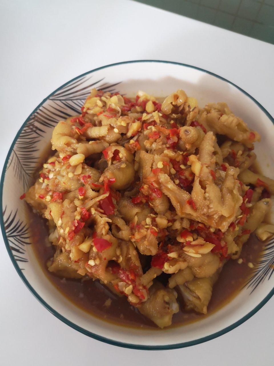 绝对不会后悔的酸辣鸡爪