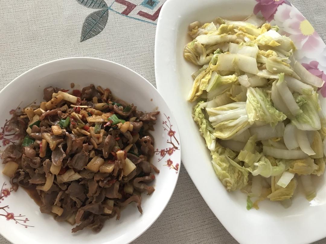 萝卜干炒鸡珍