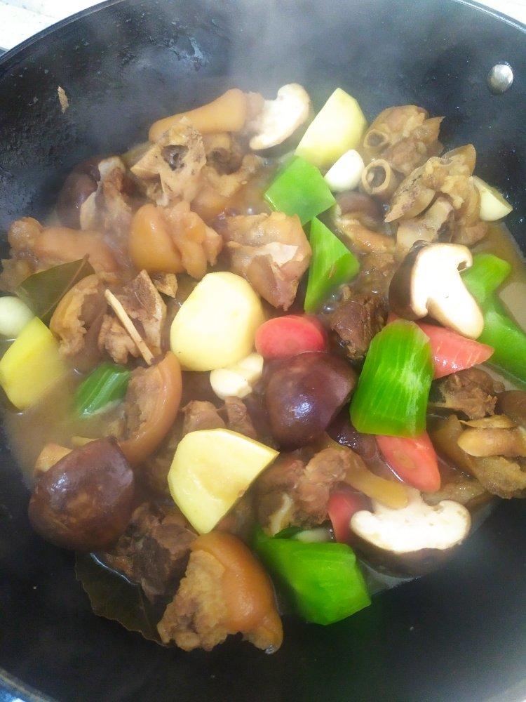 超好吃的红烧猪蹄