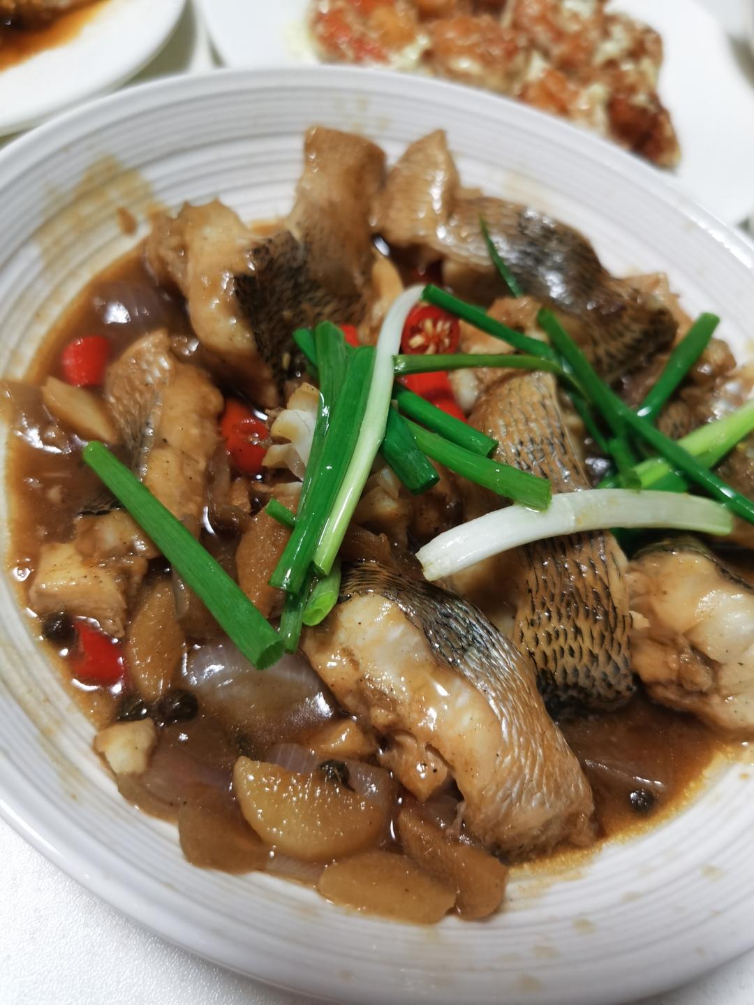 葱香焗鲈鱼