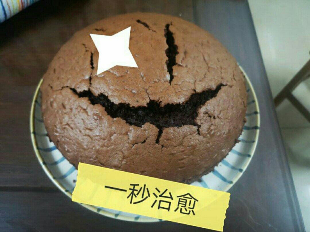 新手必做系列之二  不消泡巧克力海绵蛋糕（好吃到飞有动图）