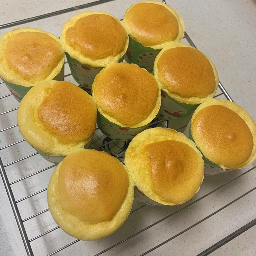 纸杯蛋糕 8寸戚风蛋糕的量