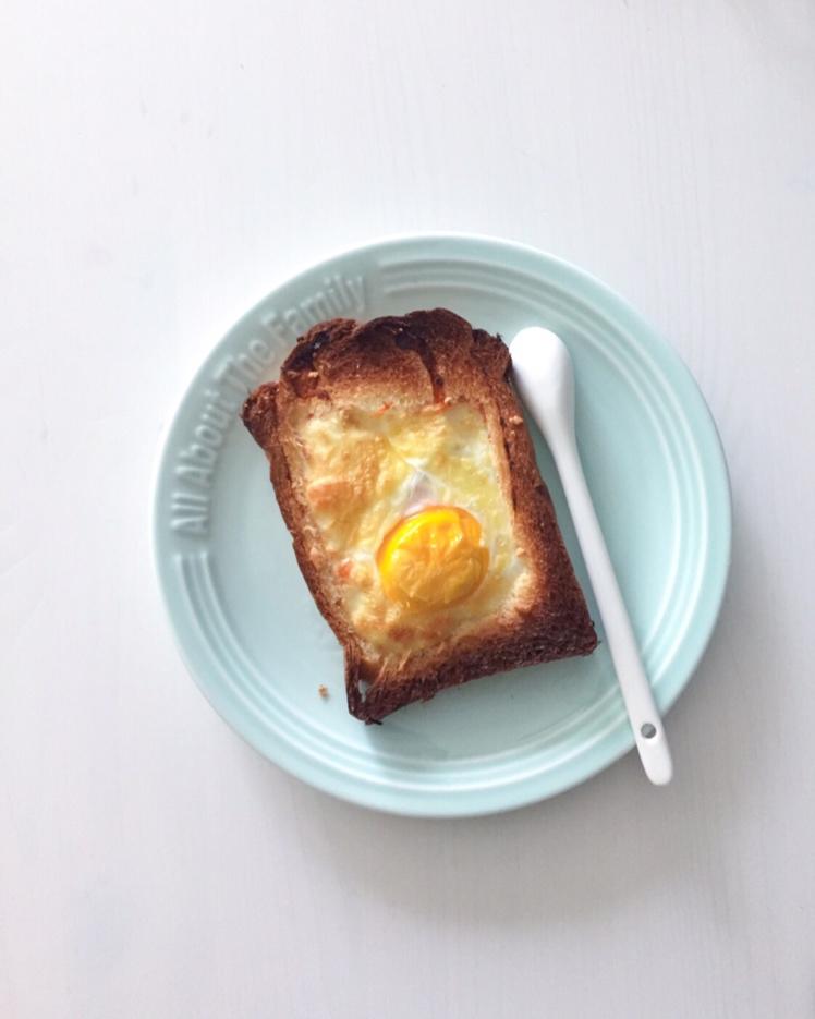 鸡蛋芝士烤吐司