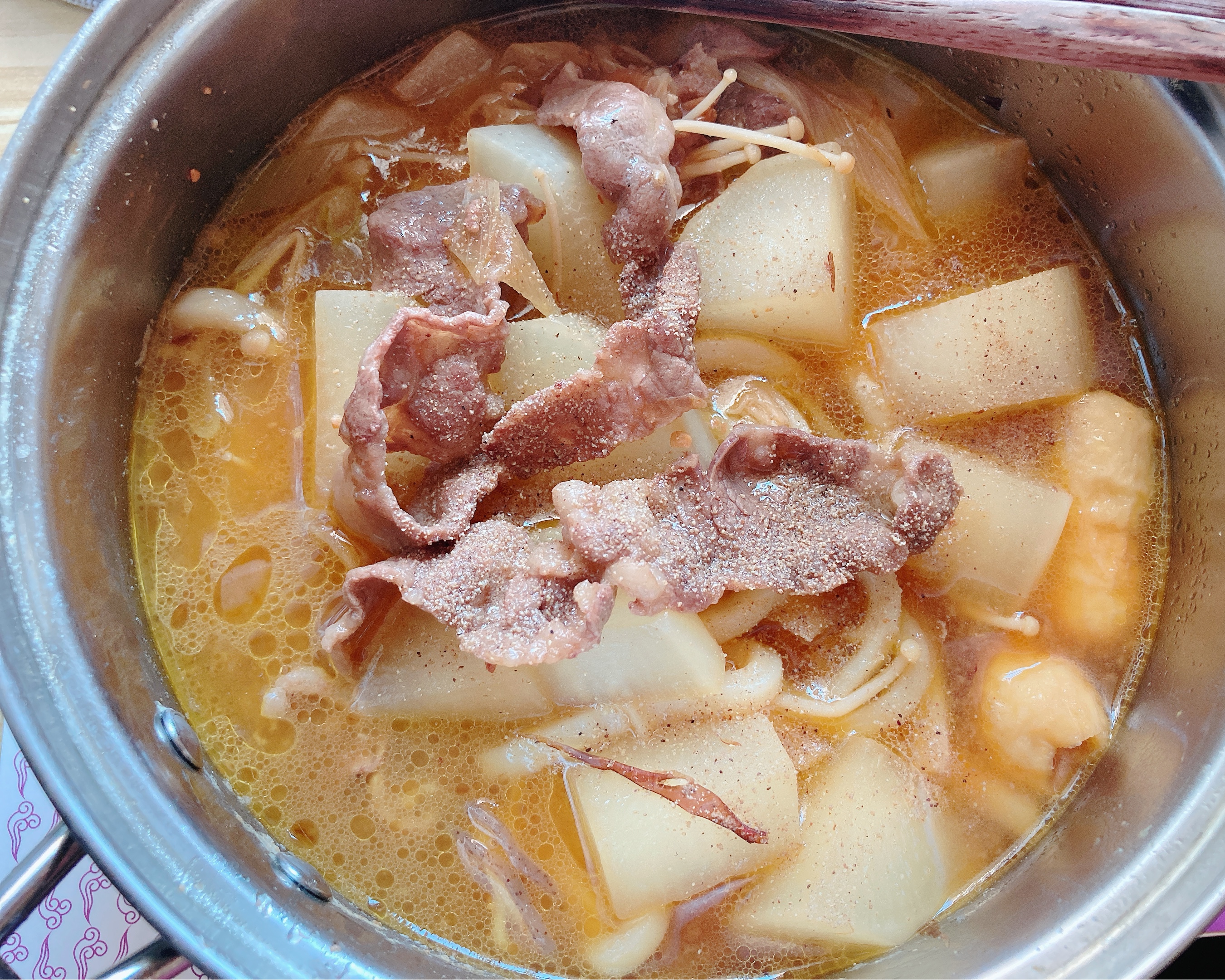 赤味增牛肉锅（一人食）的做法