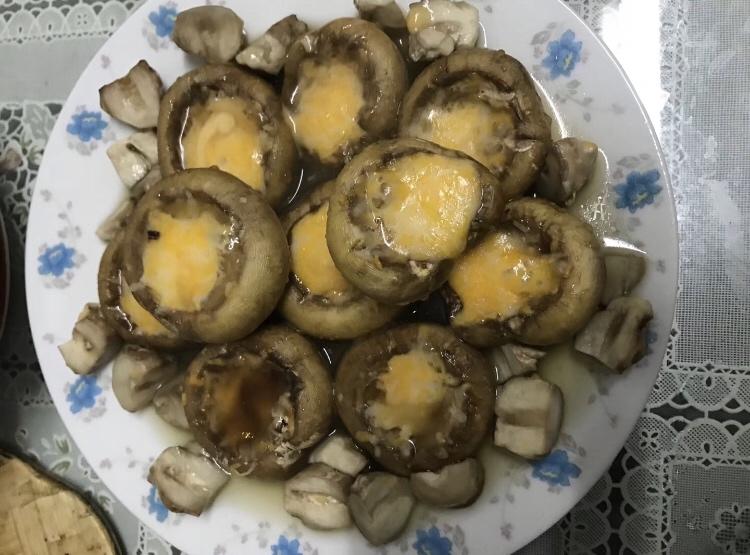 肉末乳酪焗香菇