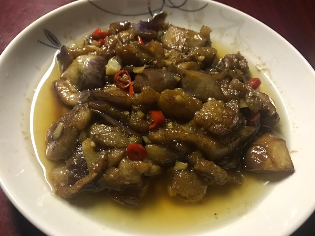 红烧茄子，好吃到舔盘子