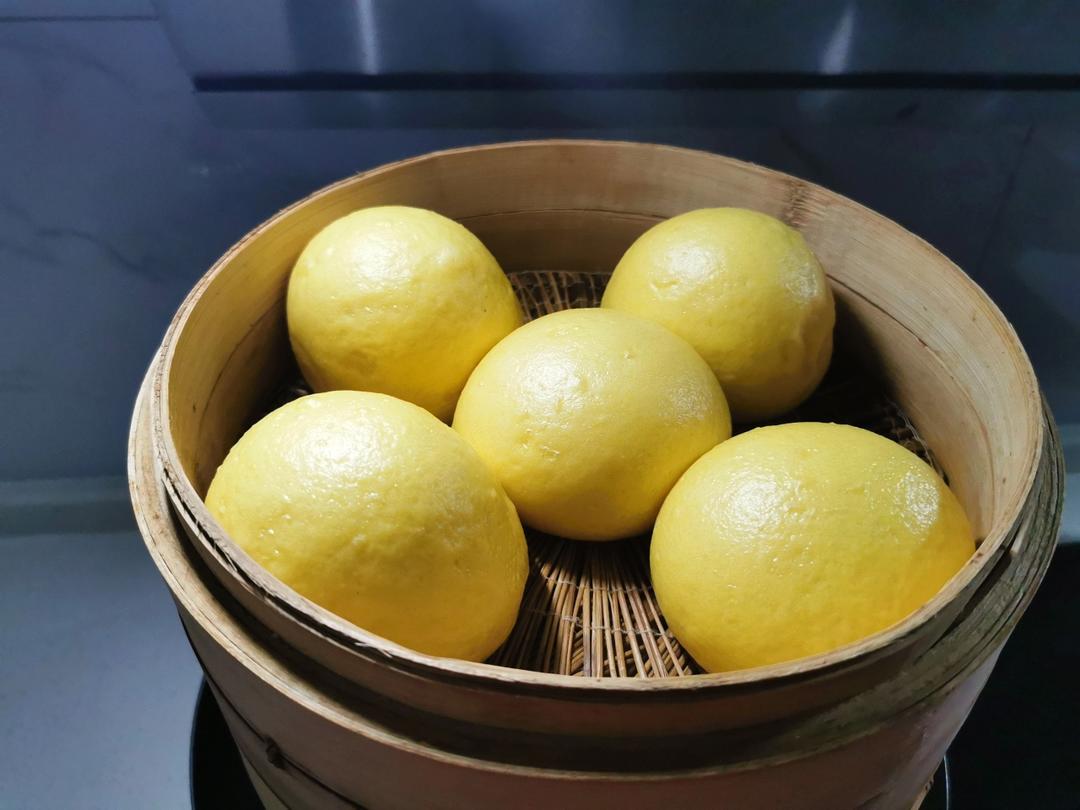 新手也可以--详解如何做出人见人爱、金黄的南瓜馒头