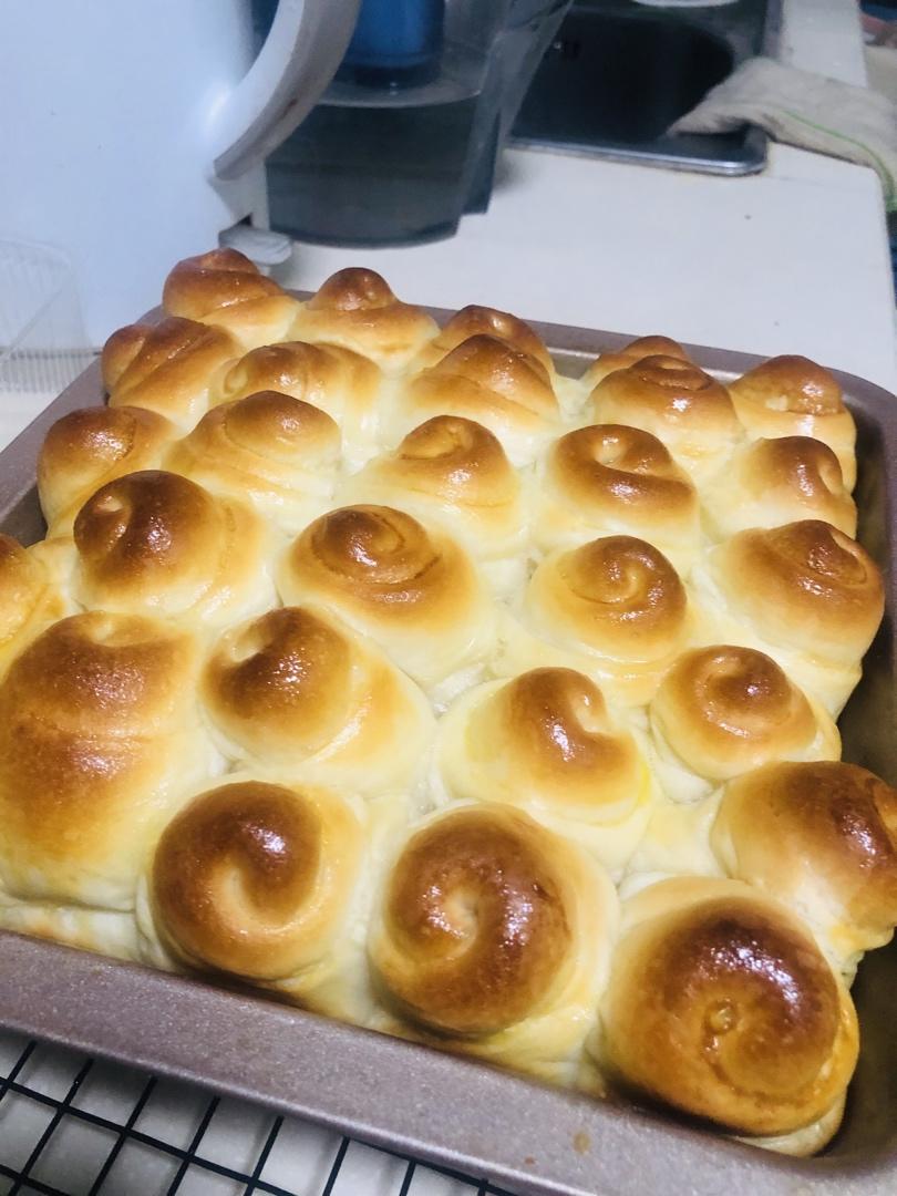 脆底蜂蜜小面包