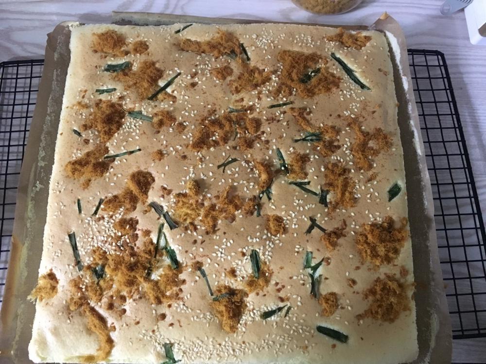 香葱肉松蛋糕卷