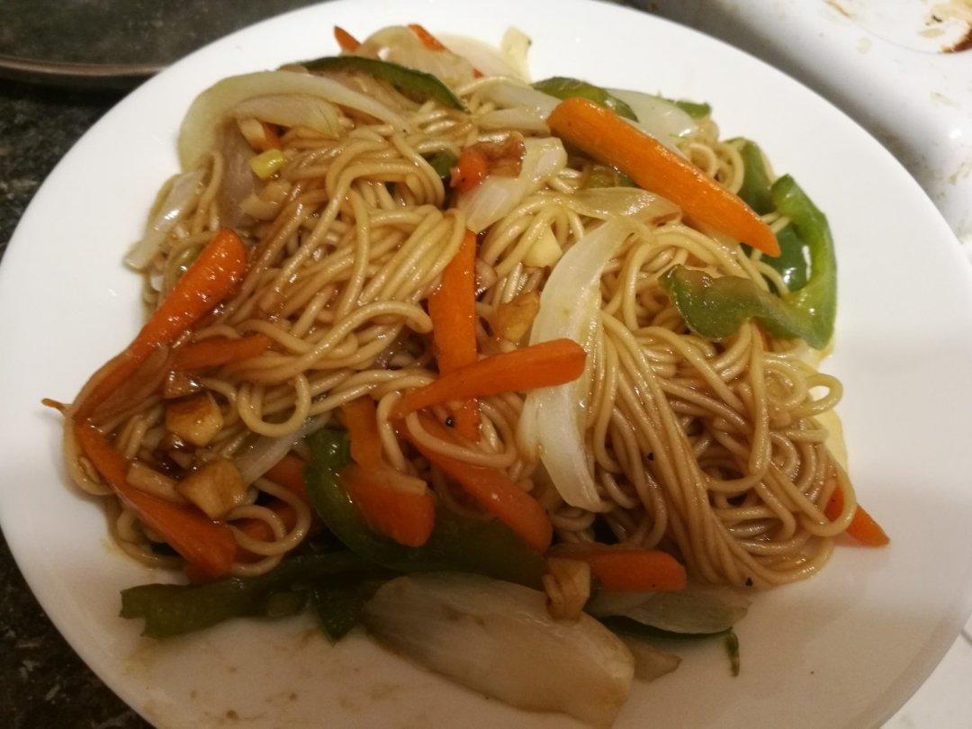 蔬菜炒面