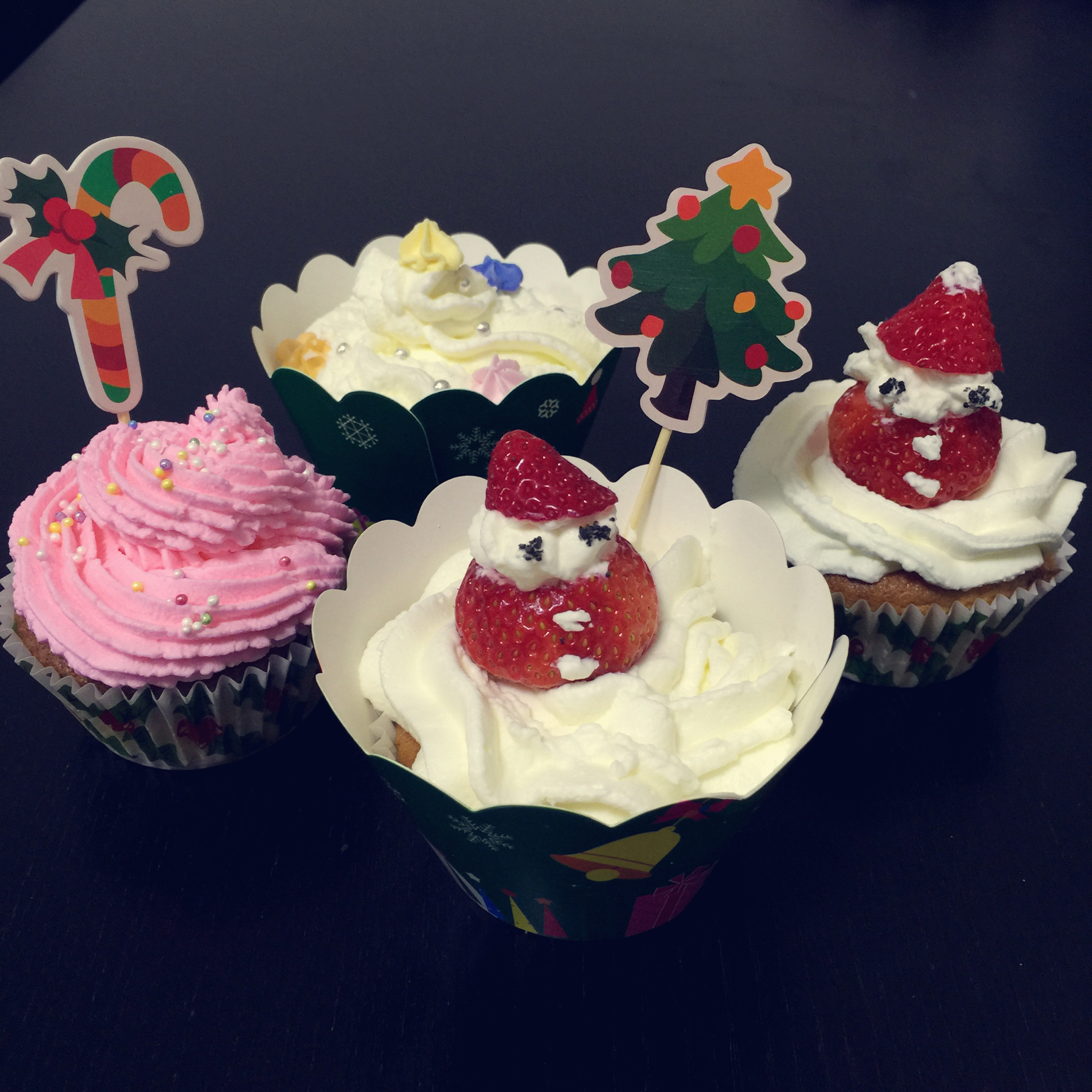 草莓圣诞老人、圣诞雪人