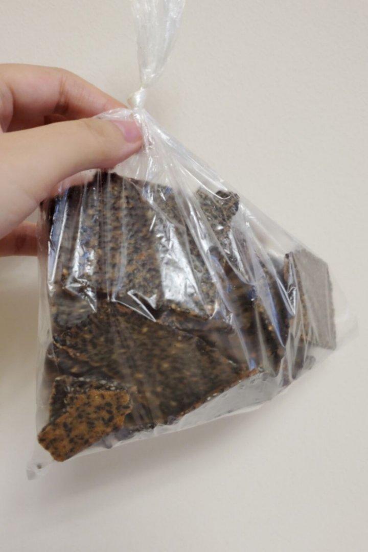 芝麻薄脆饼干，一步操作，超级简单