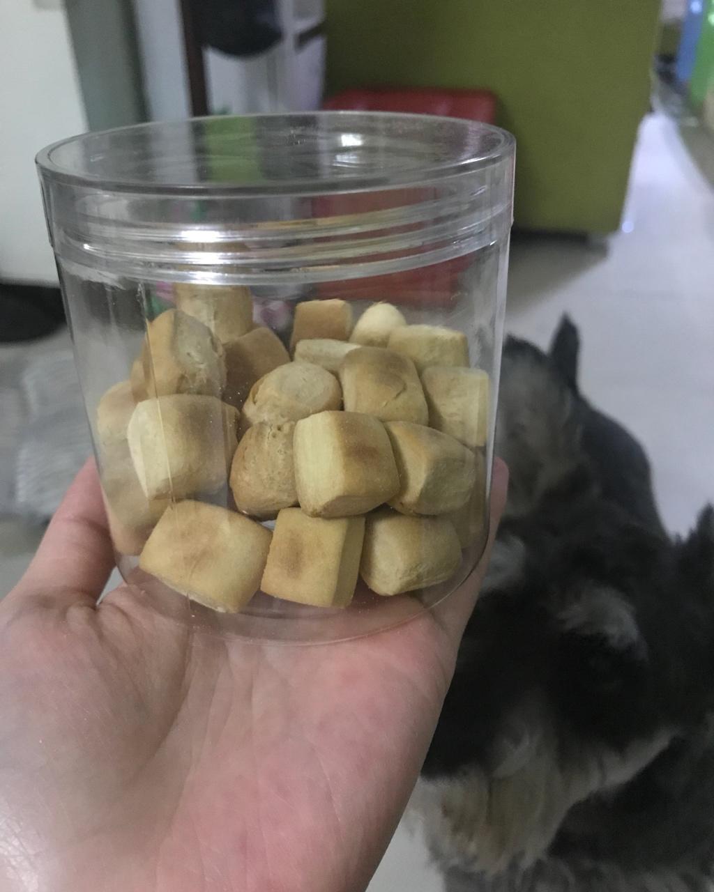 小石头饼干。