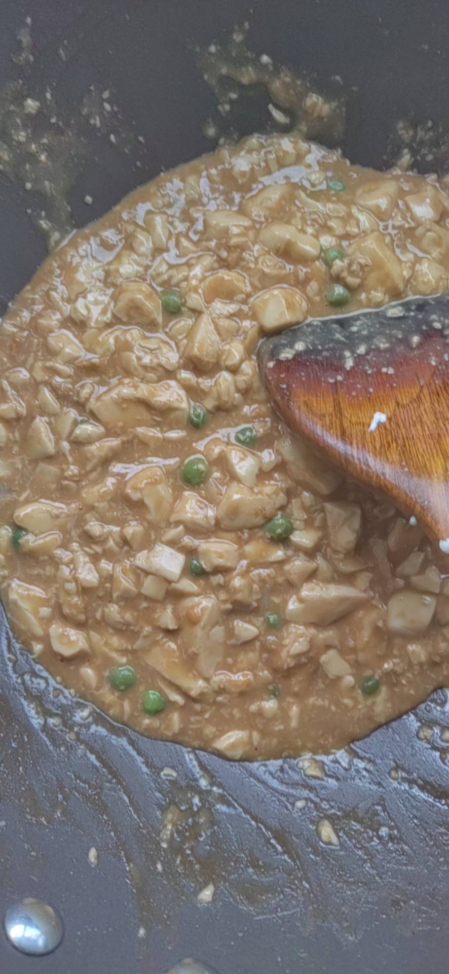 营养又鲜香的咸蛋黄豆腐煲