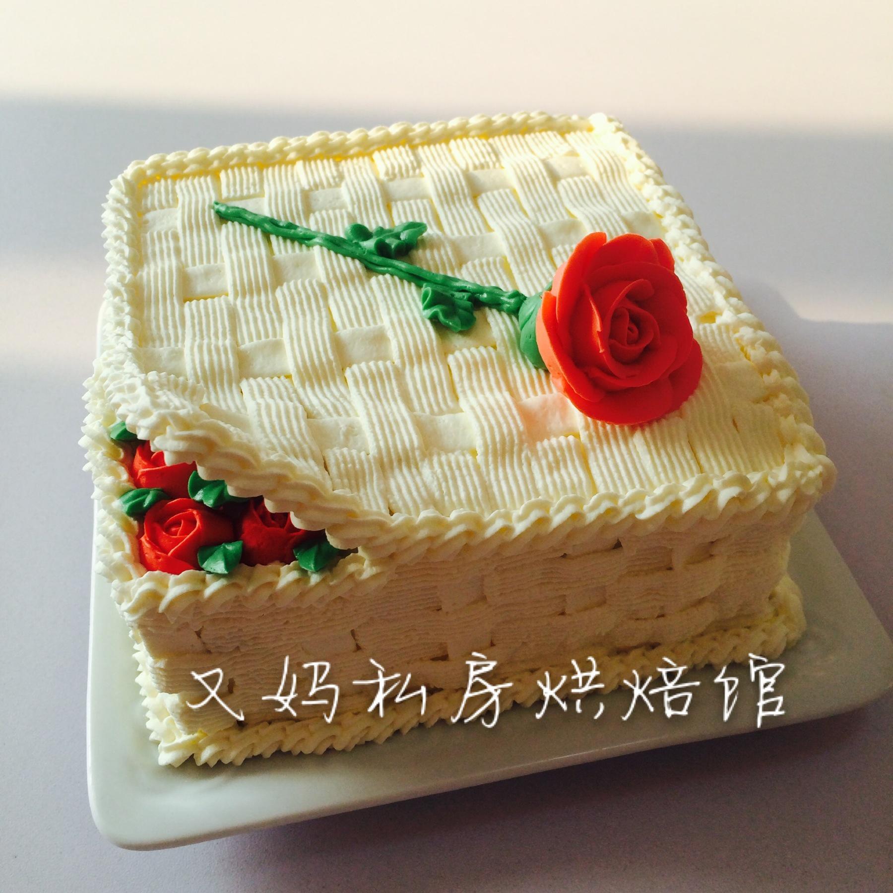 纯白花盒蛋糕