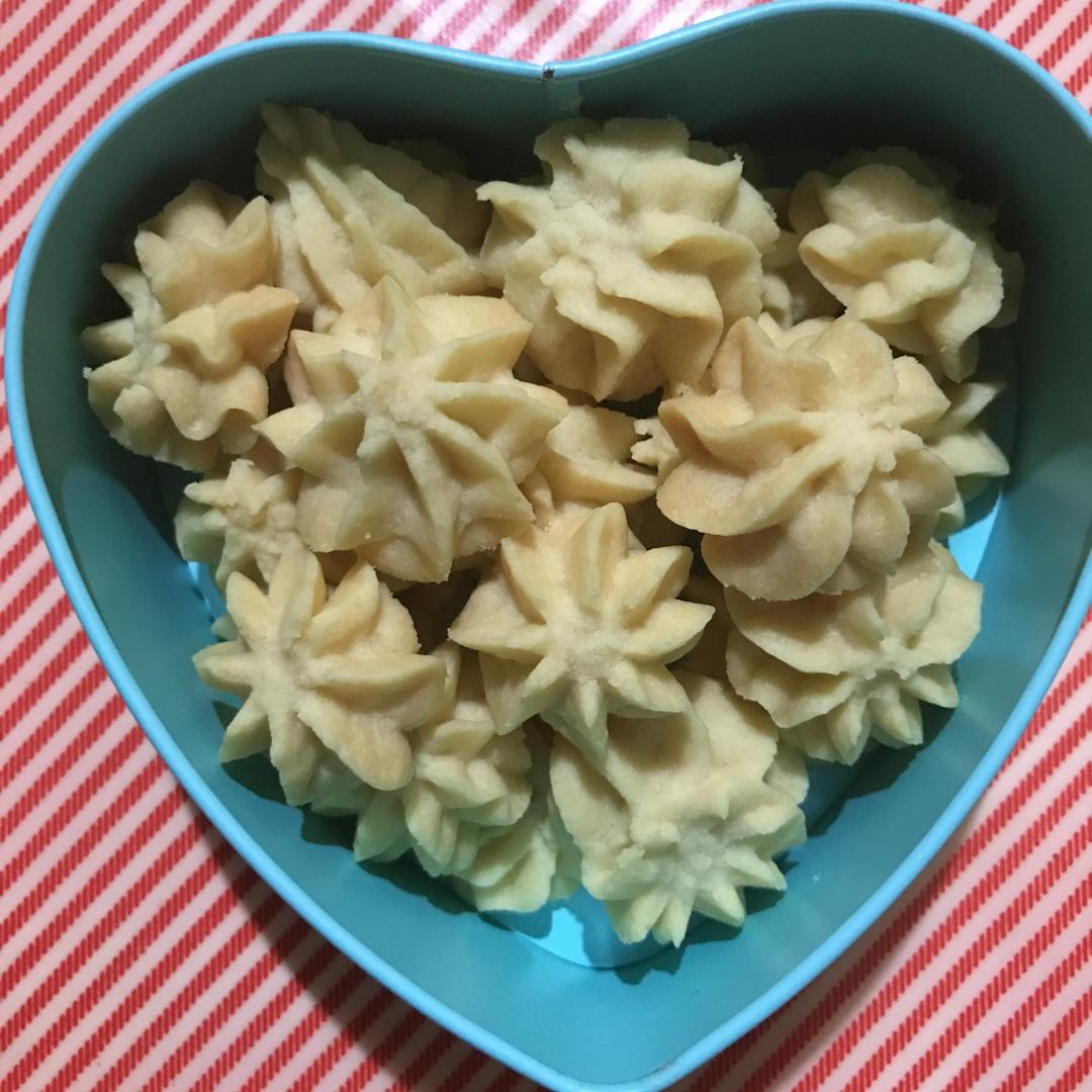 网红曲奇饼干--原味
媲美小熊珍妮曲奇饼干