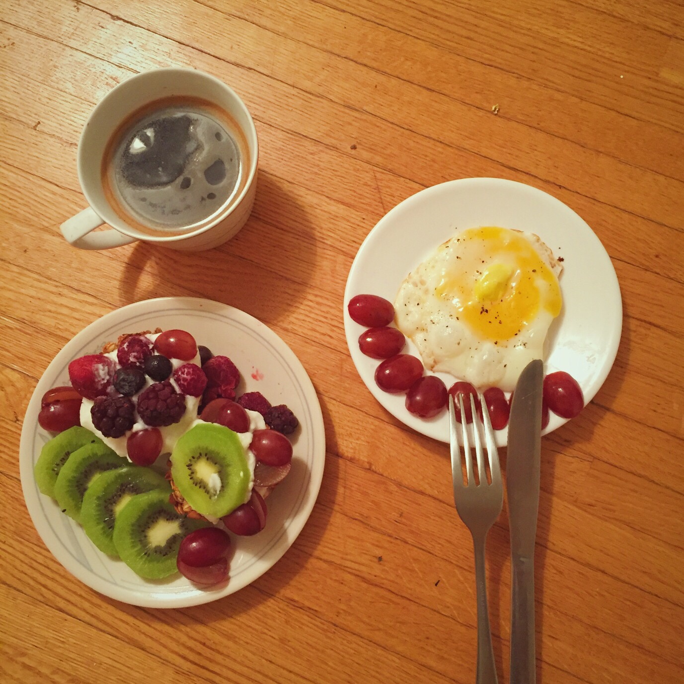 Banana Granola Cups香蕉格兰诺杯