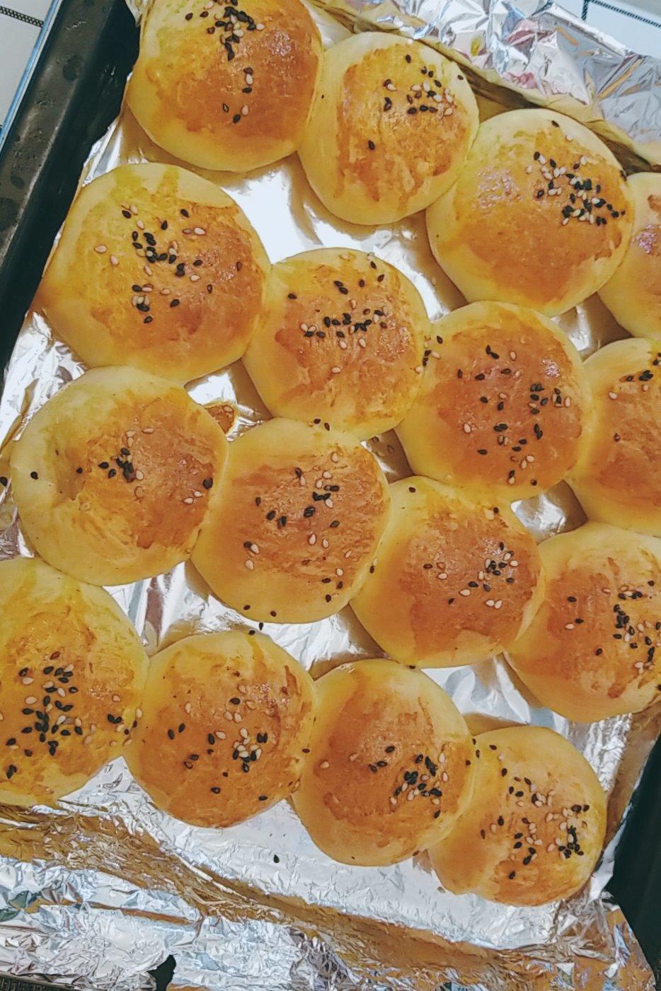 海苔肉松小餐包