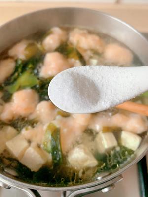 海带苗豆腐虾滑汤的做法 步骤8
