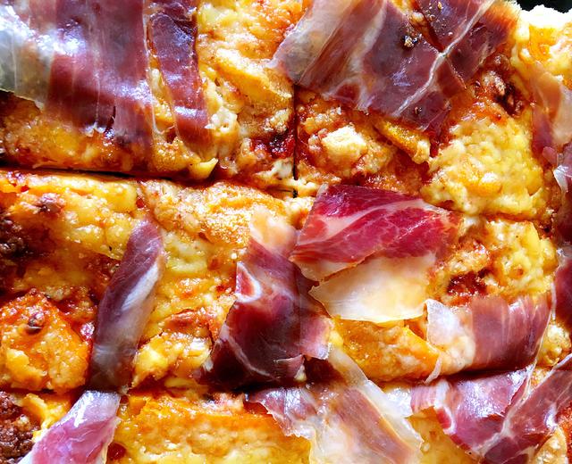 西班牙火腿南瓜pizza--生肉也有想象不到的丰腴