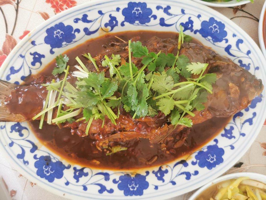 红烧鲤鱼