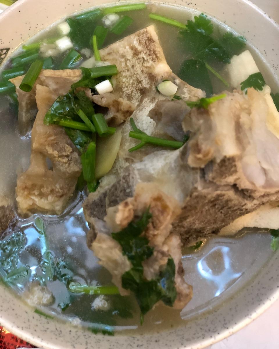 牛骨汤——香浓奶白