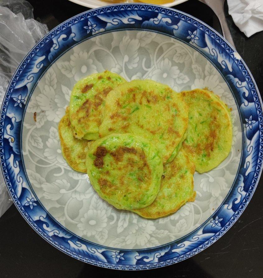 宝宝辅食一岁西葫芦饼 这道辅食会刷新你对西葫芦的认识