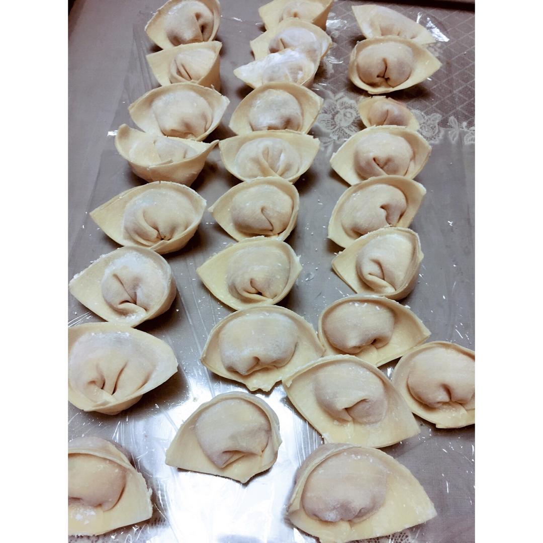 元宝馄饨的包法