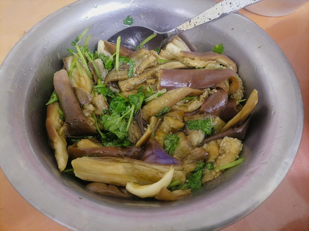 凉拌茄子这样做，堪称米饭杀手
