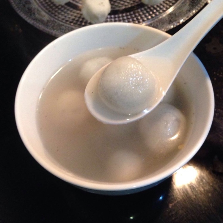 黑芝麻汤圆