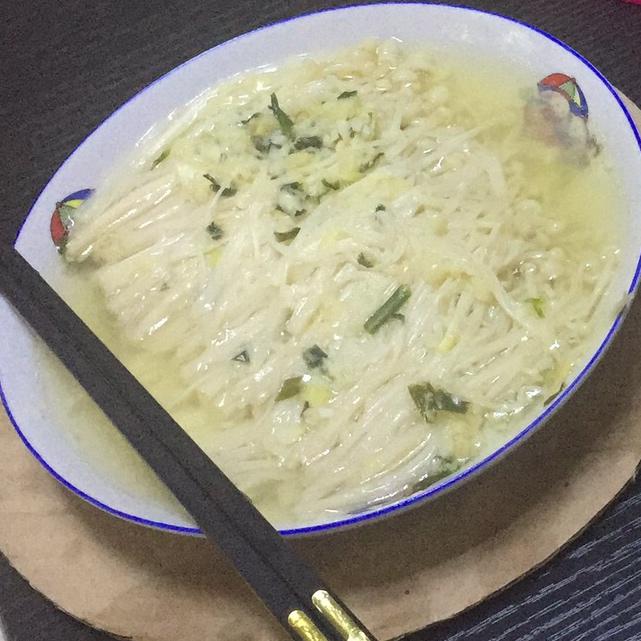 蒜蓉蒸金针菇