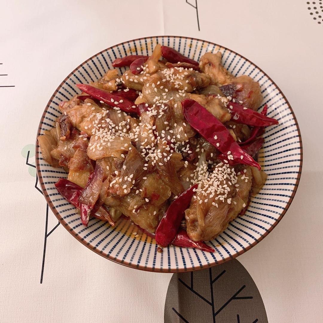 干锅洋葱鸡翅