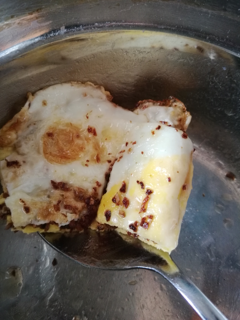 麻油姜煎鸡蛋