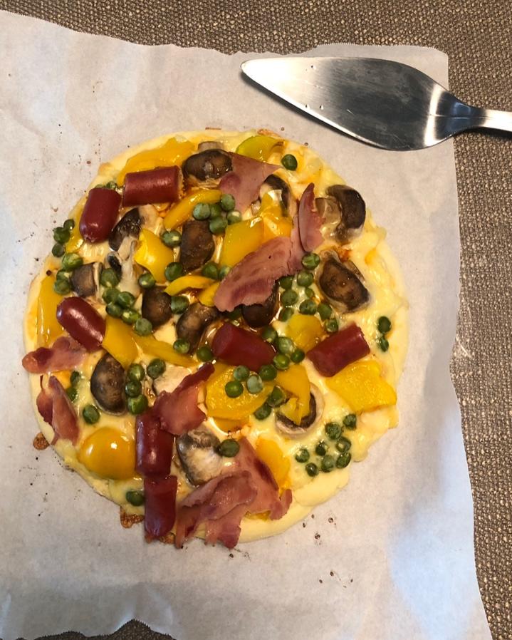 含宣软饼皮做法、自己在家也能做出馅料十足、超拉丝的美味诱人披萨