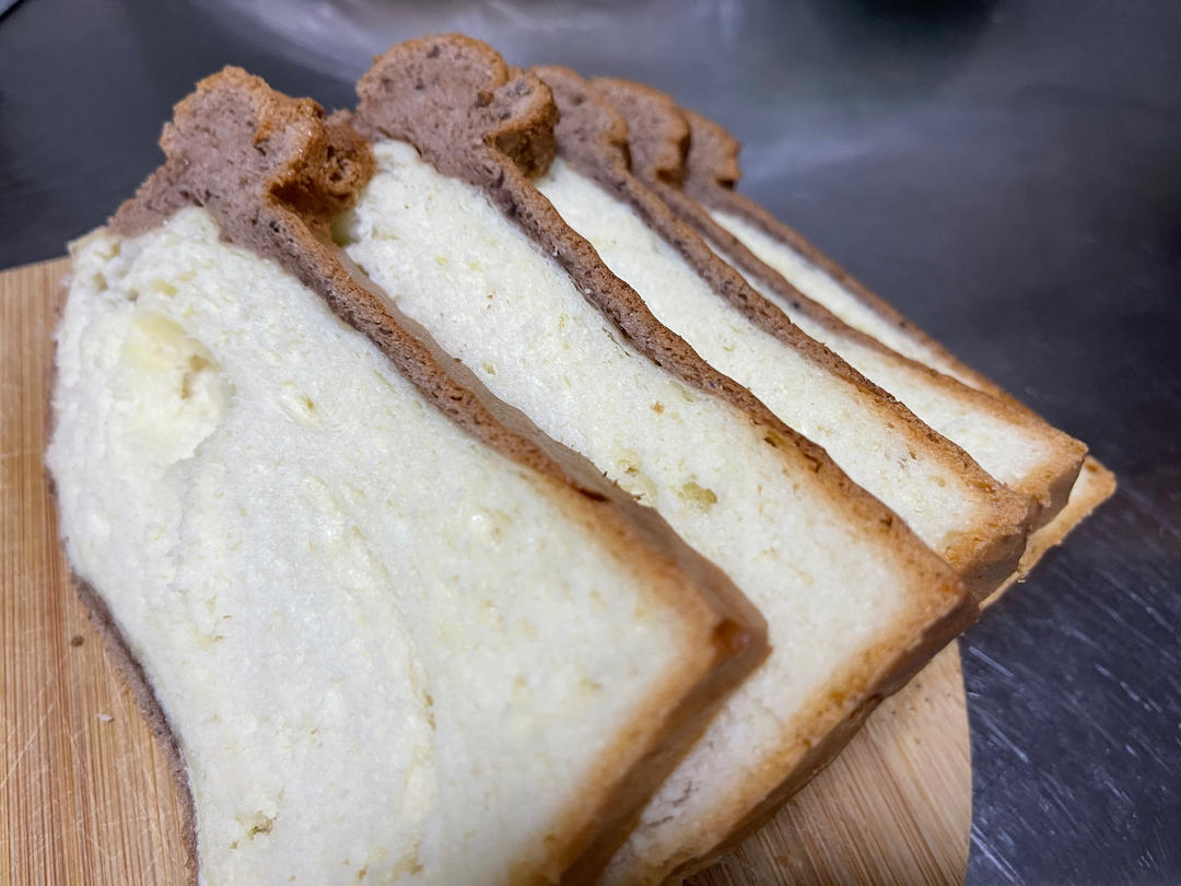 金钻吐司（巧克力蛋糕吐司）