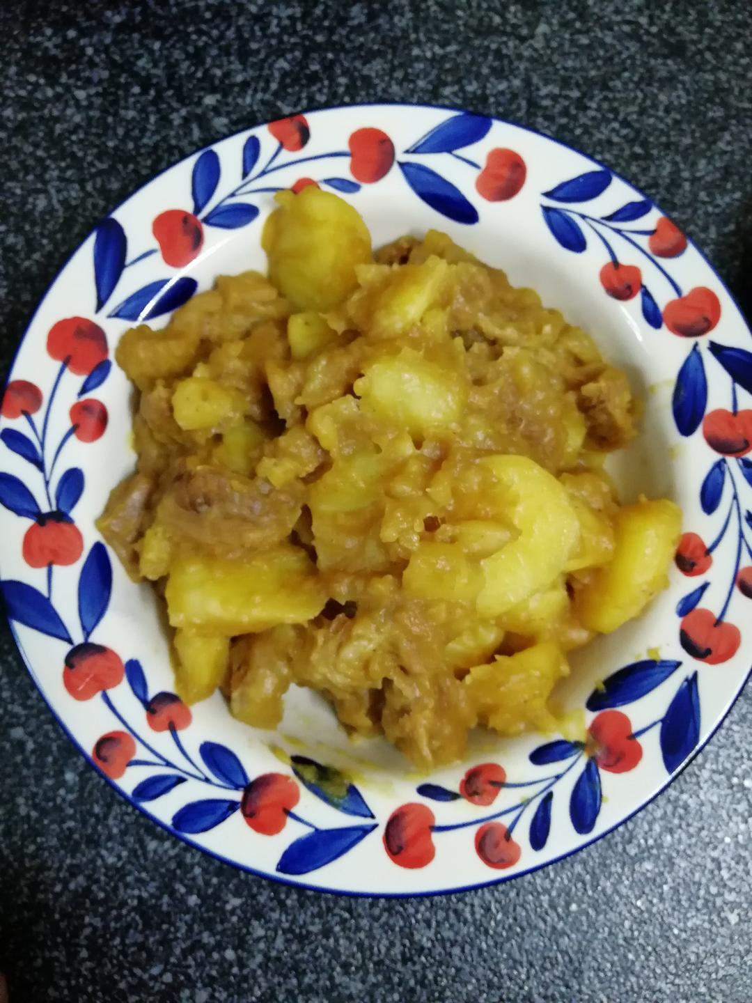 红烧土豆牛腩