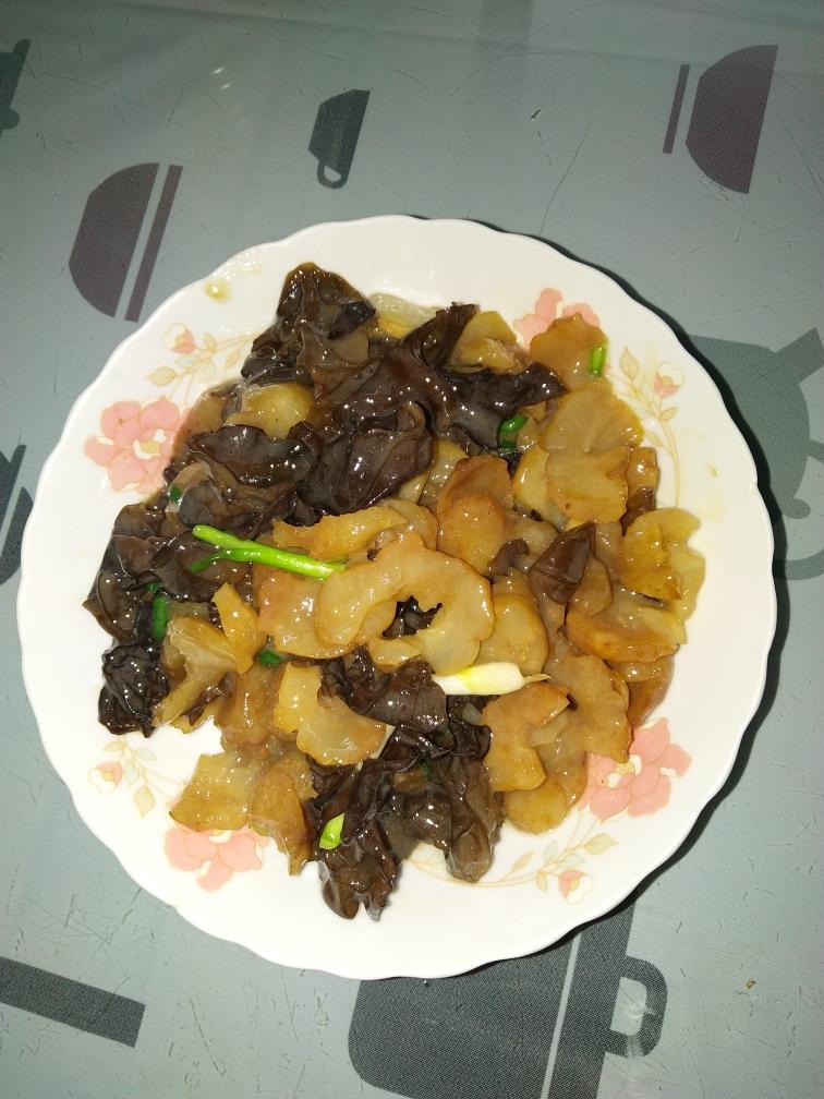 木耳海参的做法