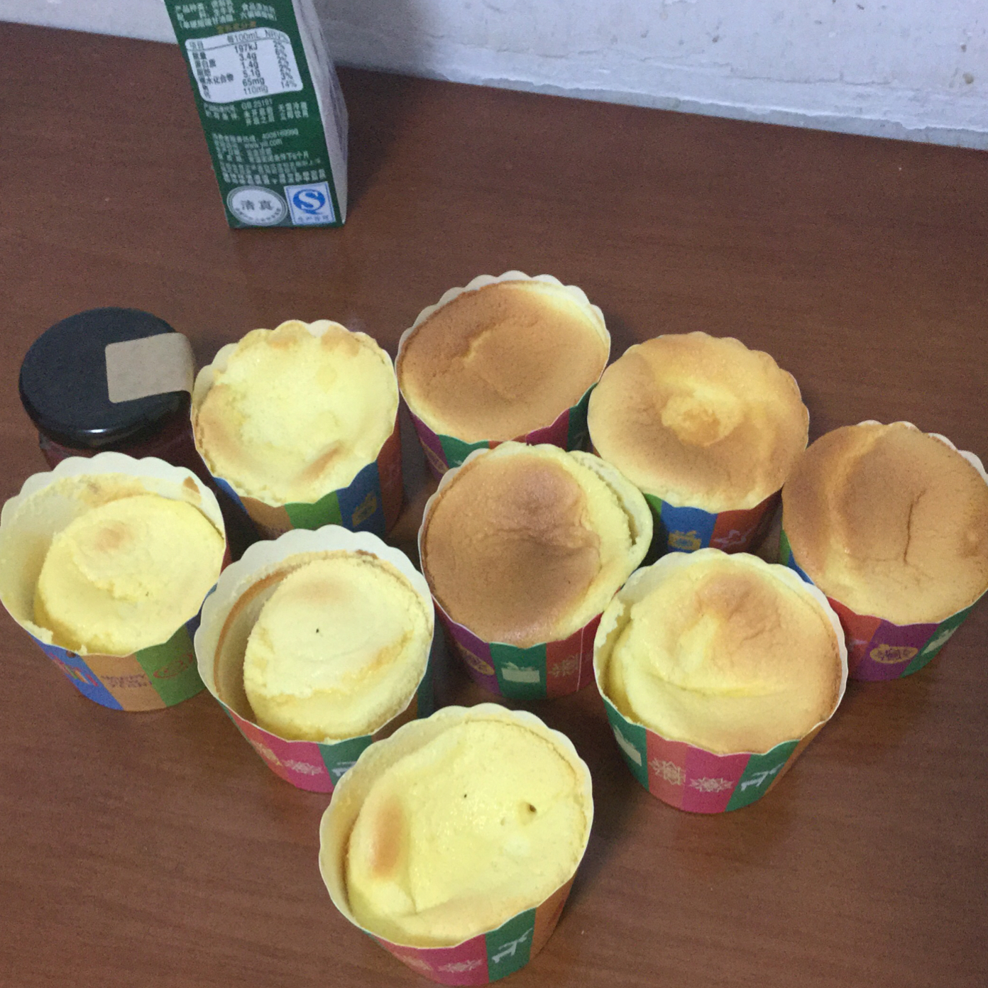 软绵绵戚风纸杯蛋糕