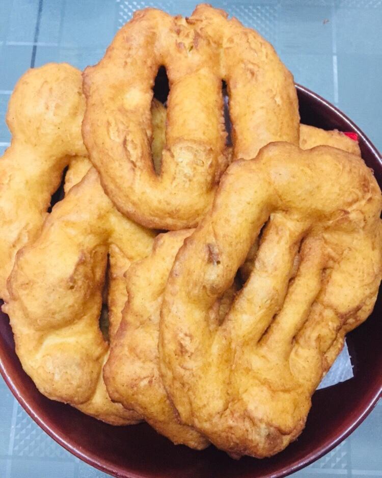 风又飘飘6767做的堂妈小厨——炸面鱼