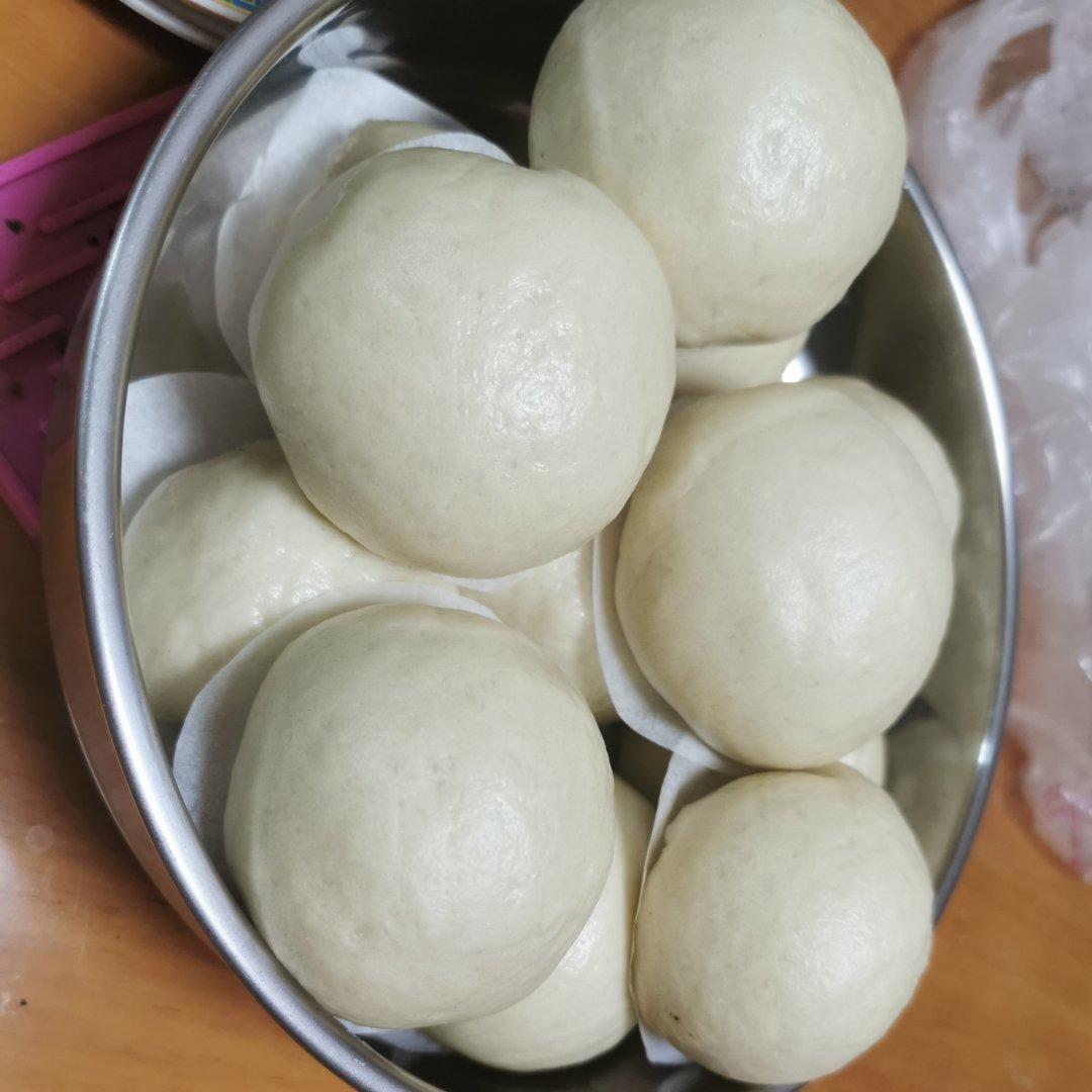 不纠结的菜肉包