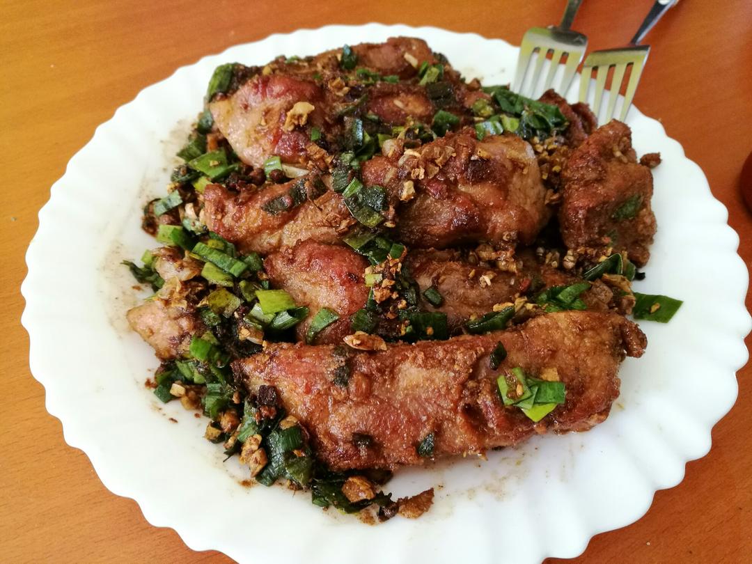椒盐蒜香骨