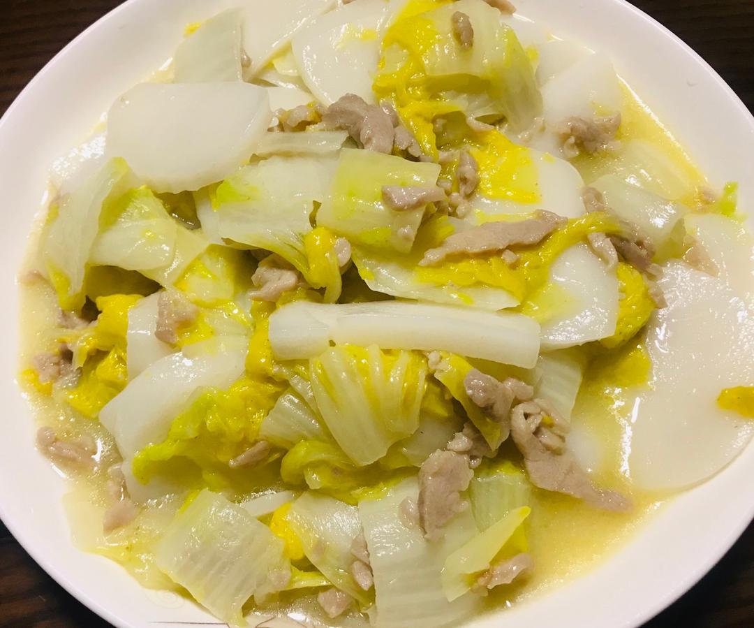 迷糊水晶0627做的黄芽菜肉丝炒年糕