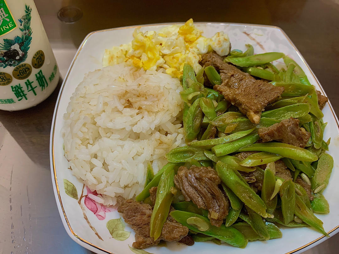 豆角炒肉丝